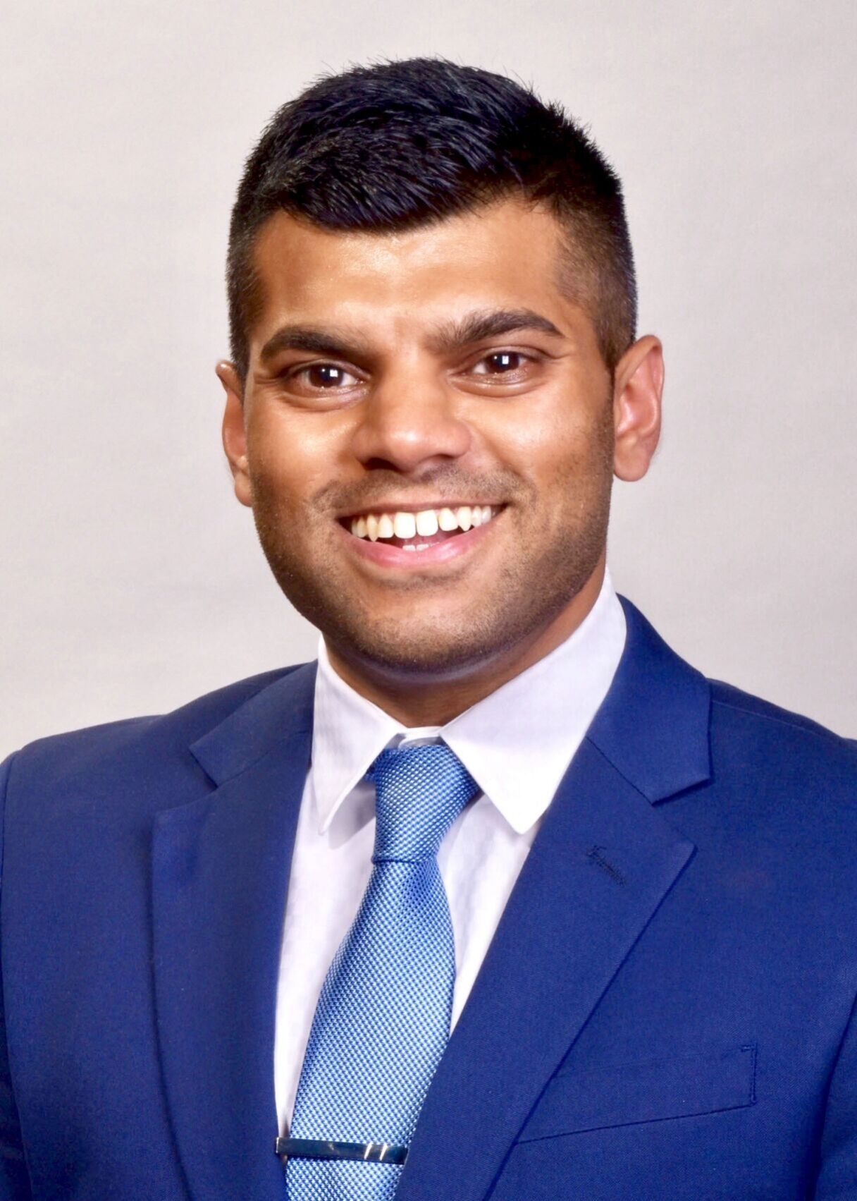 Amar headshot.jpg